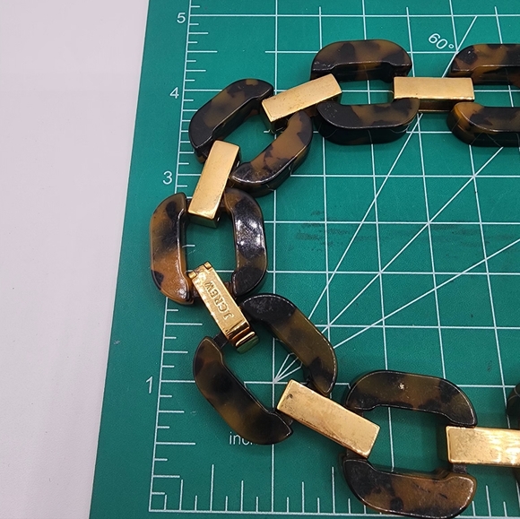 J. Crew Tortoiseshell Color and Gold Chunky Chain Necklace - Picture 6 of 9